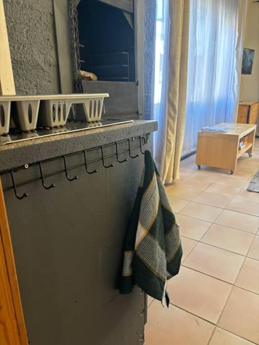 Apartment Mountain Views, Walks, Heart Of Old Village