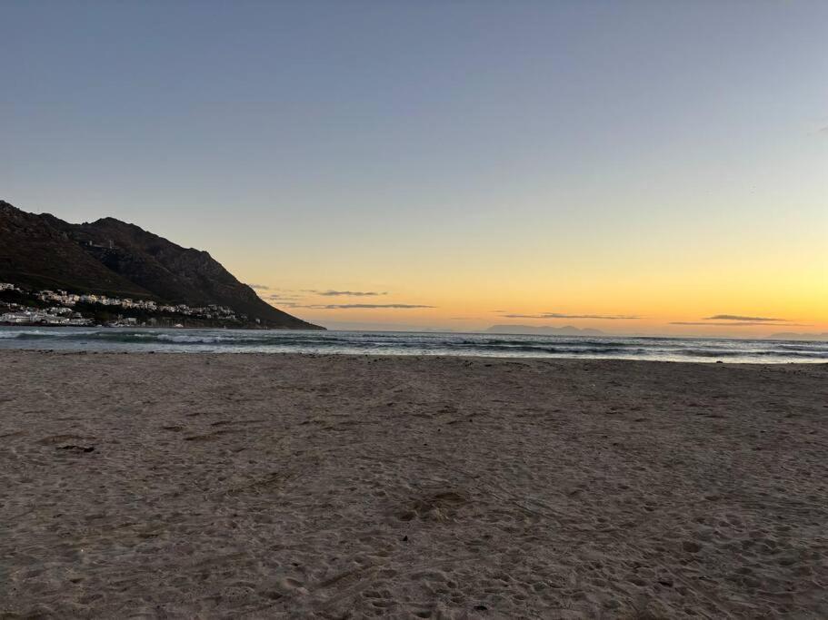 Mountain Views, Walks, Heart Of Old Village Gordonʼs Bay
