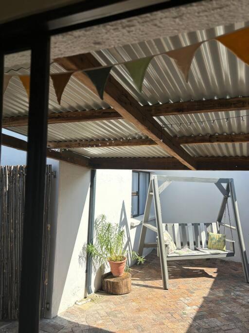 Appartement Mountain Views, Walks, Heart Of Old Village Gordonʼs Bay