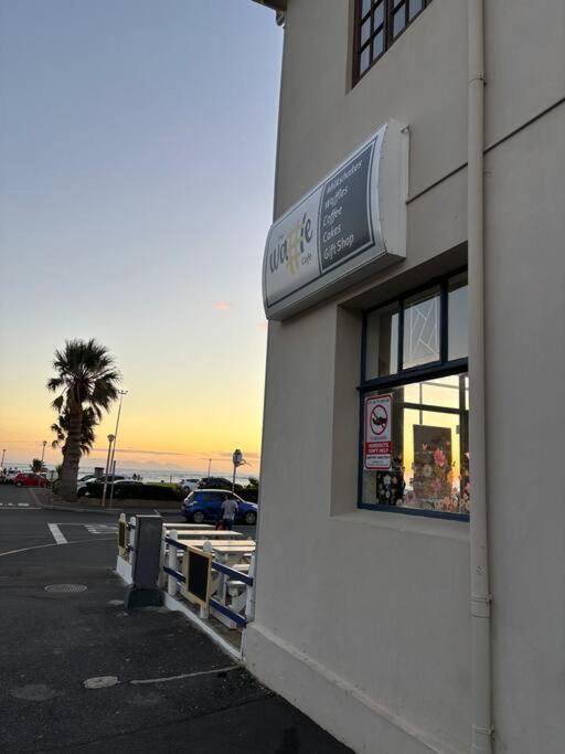 Mountain Views, Walks, Heart Of Old Village * Gordons Bay